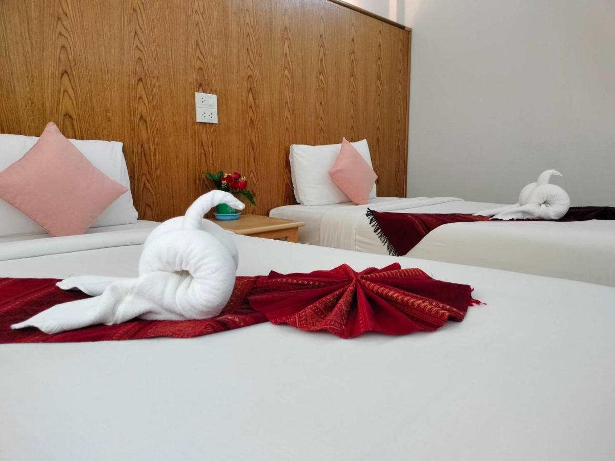 S2S Queen Trang Hotel Esterno foto
